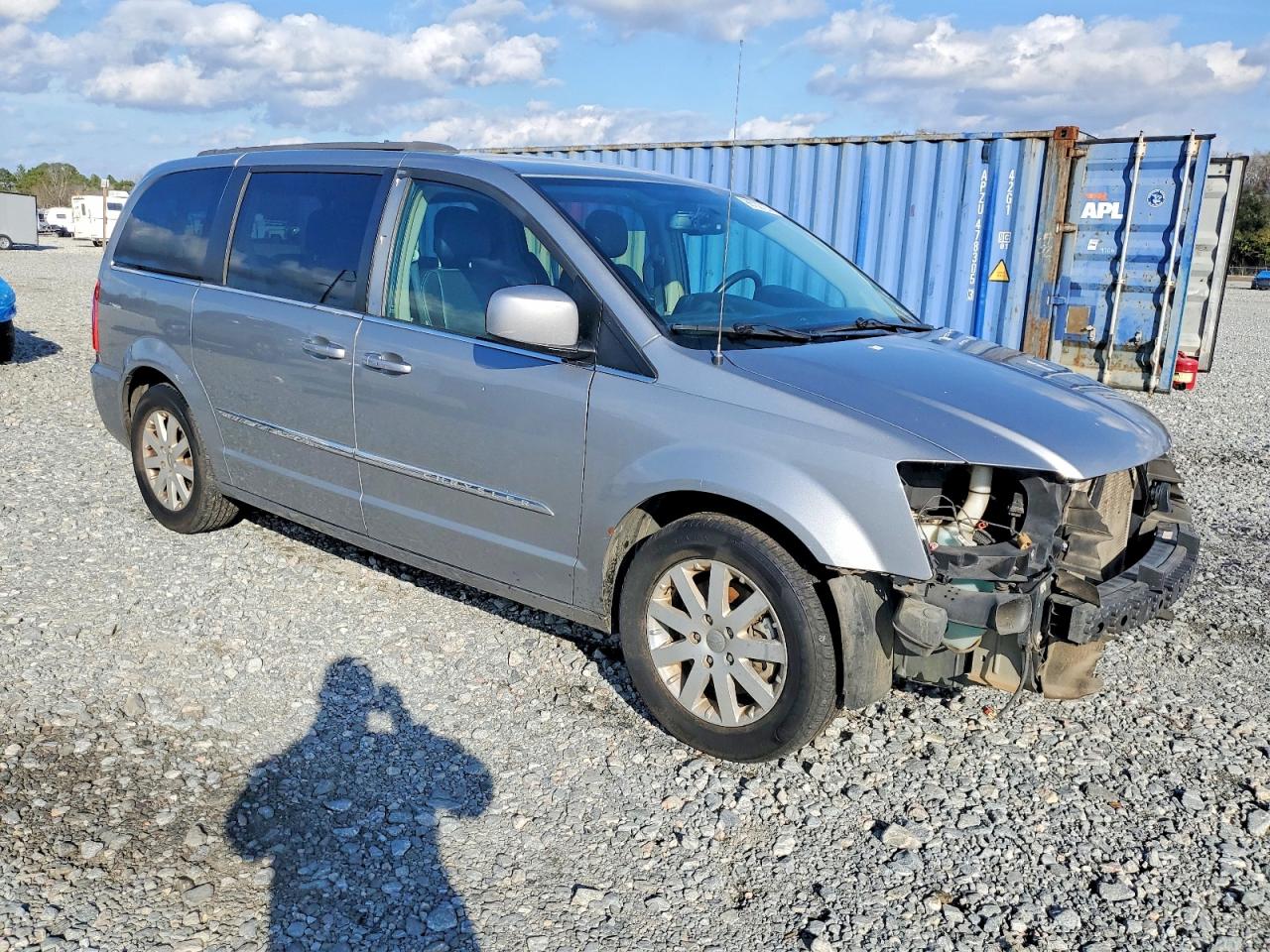 2015 CHRYSLER TOWN & COUNTRY TOURING photo 4