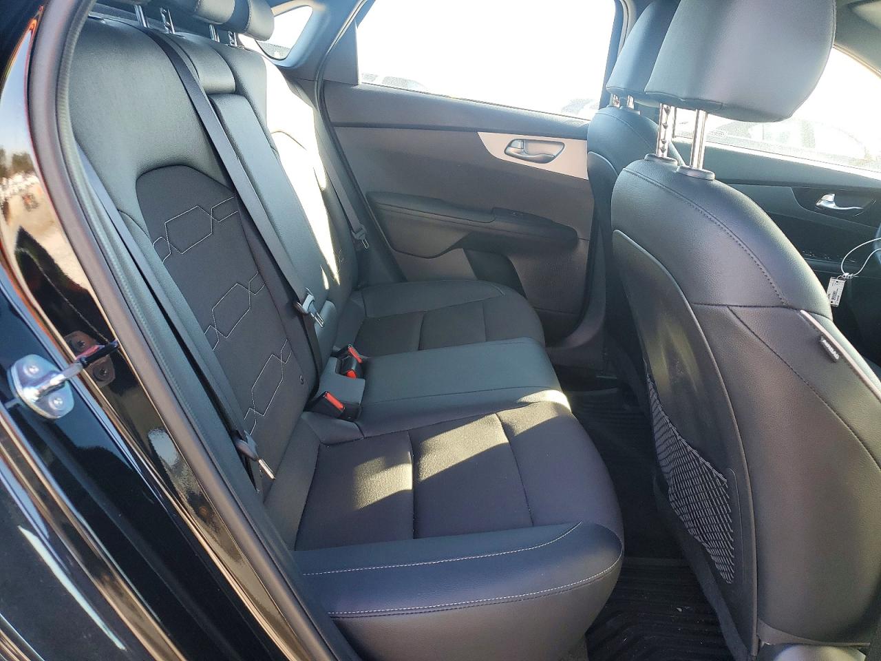 2024 KIA FORTE GT-LINE photo 10