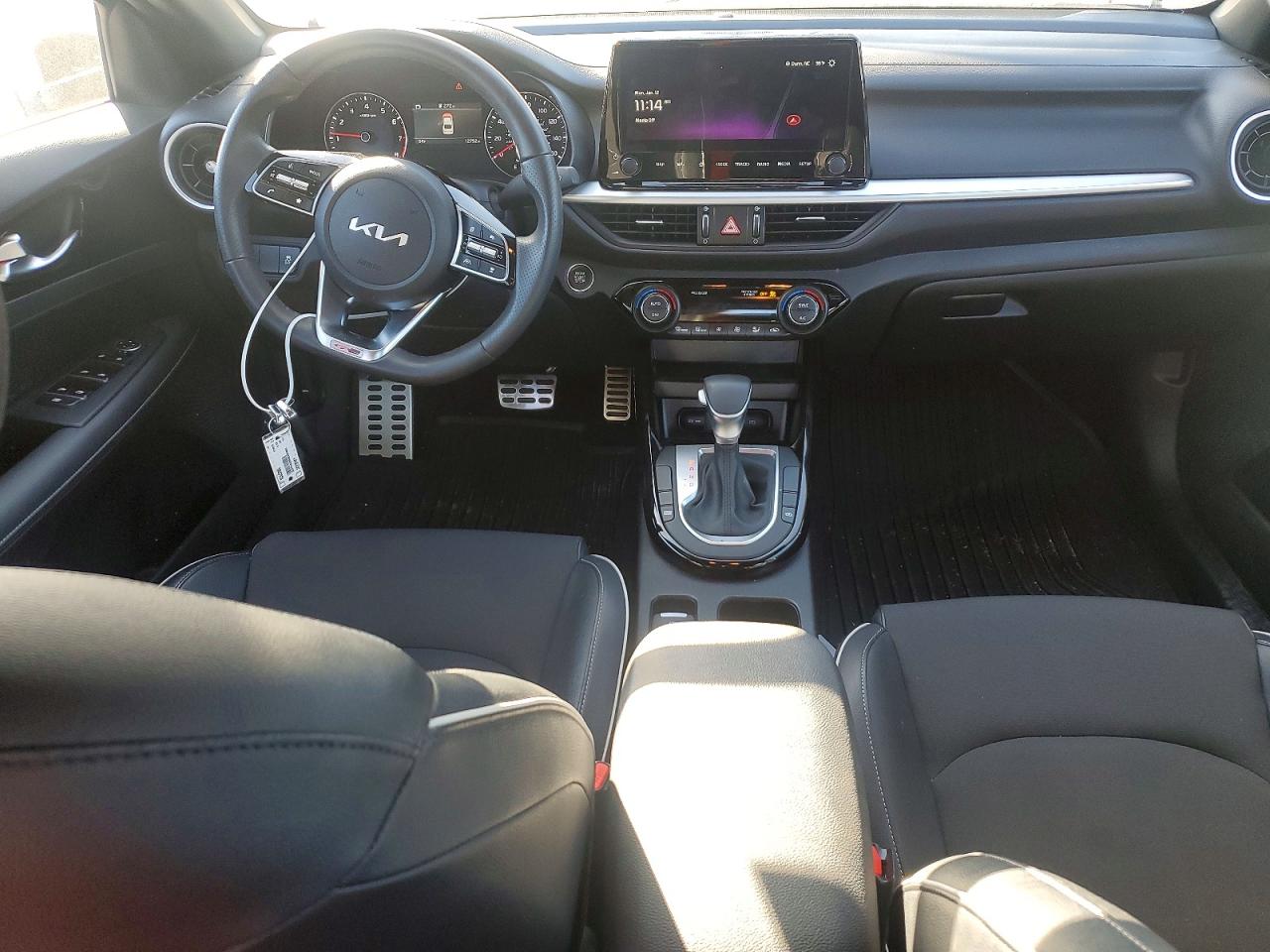2024 KIA FORTE GT-LINE photo 8