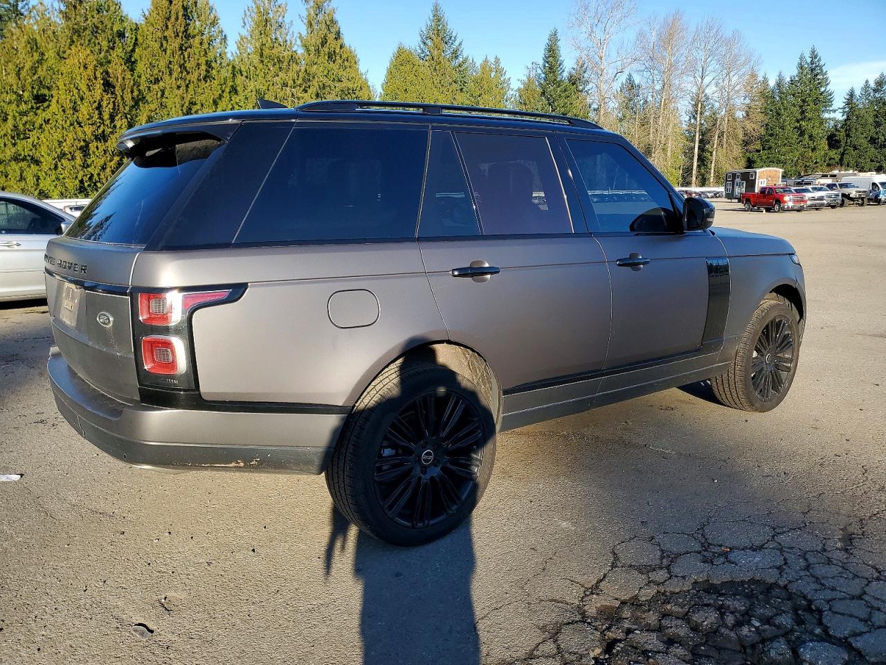 2018 LAND ROVER RANGE ROVER photo 3