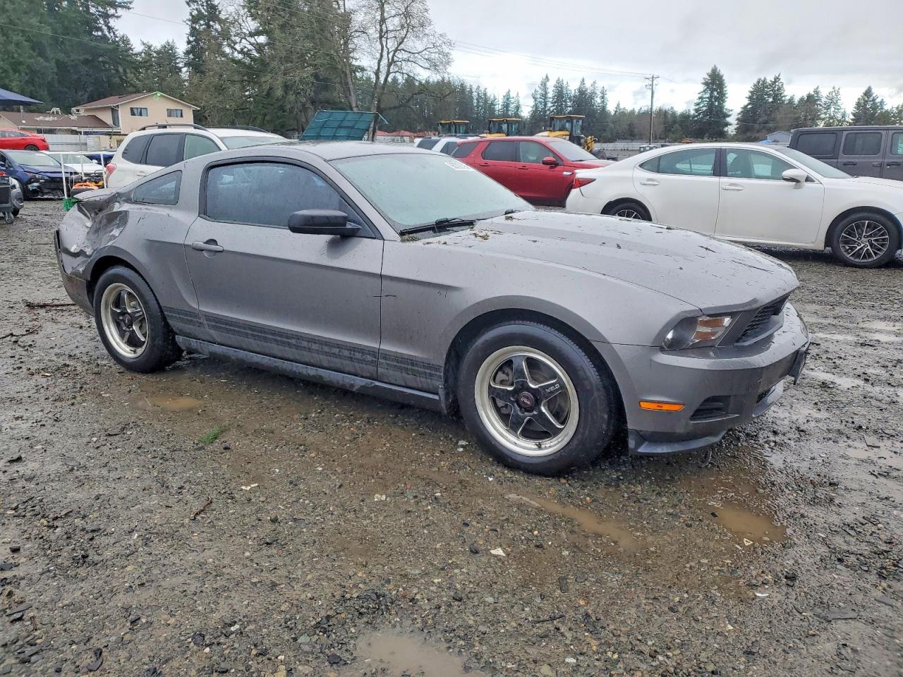 2012 FORD MUSTANG photo 4