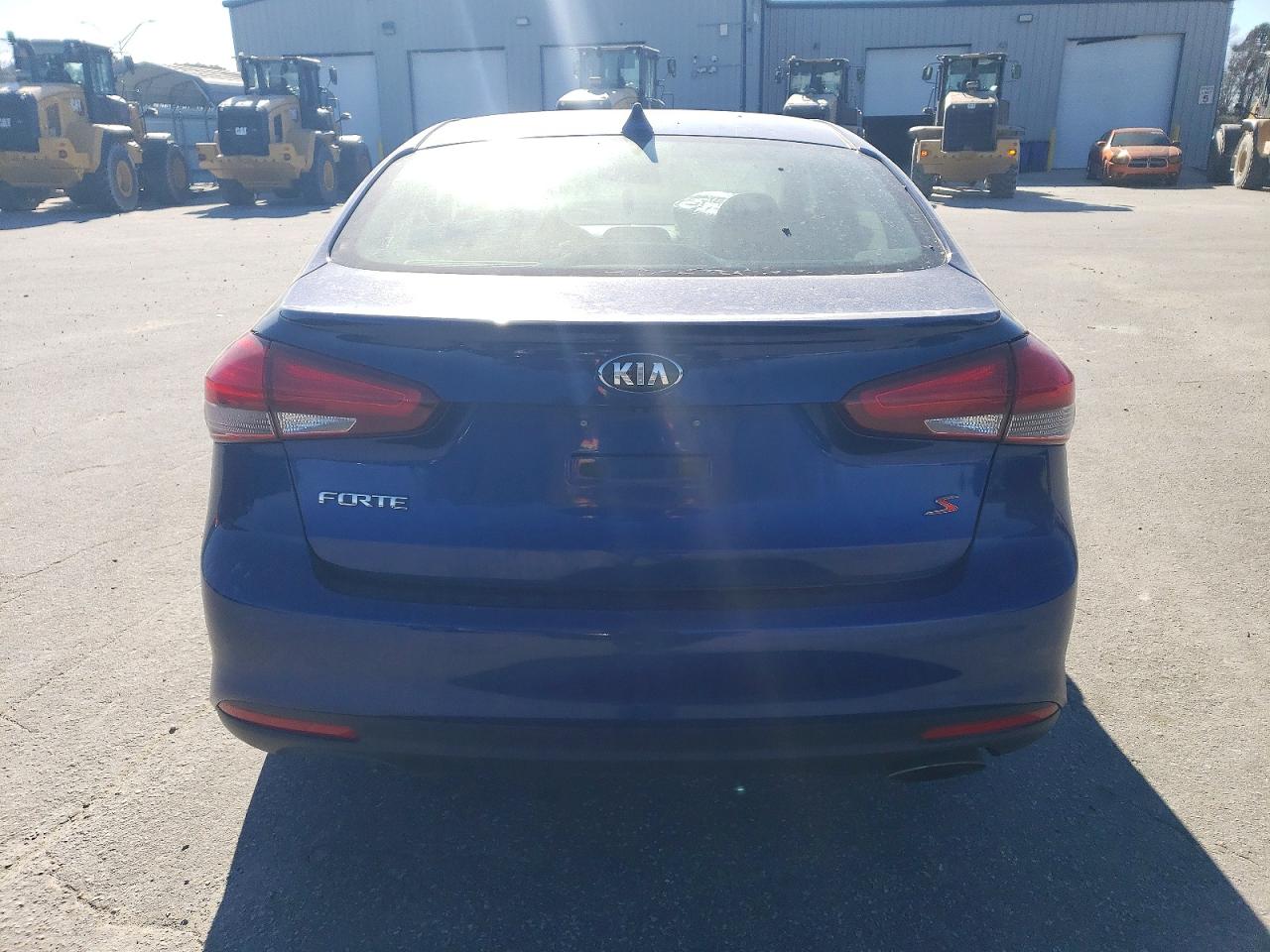 2017 KIA FORTE LX photo 6