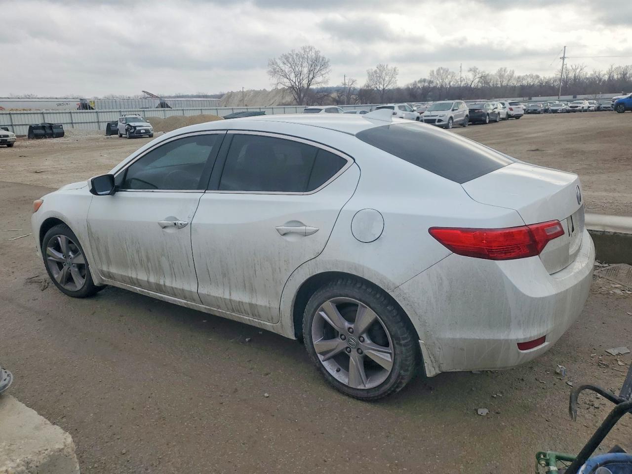2014 ACURA ILX 20 PREMIUM photo 3