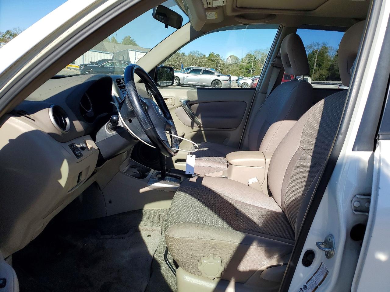2004 TOYOTA RAV4 photo 7