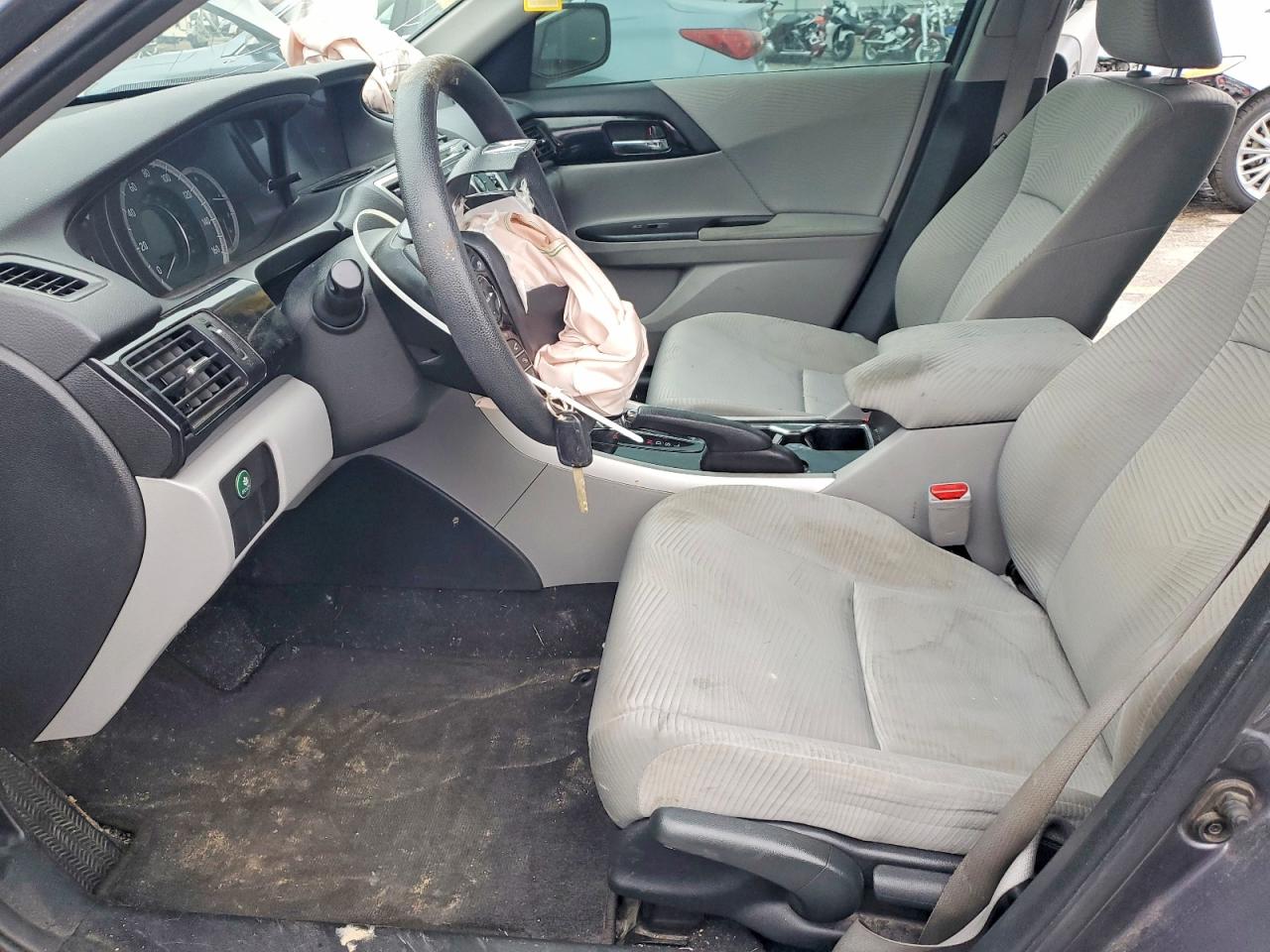 2016 HONDA ACCORD LX photo 7
