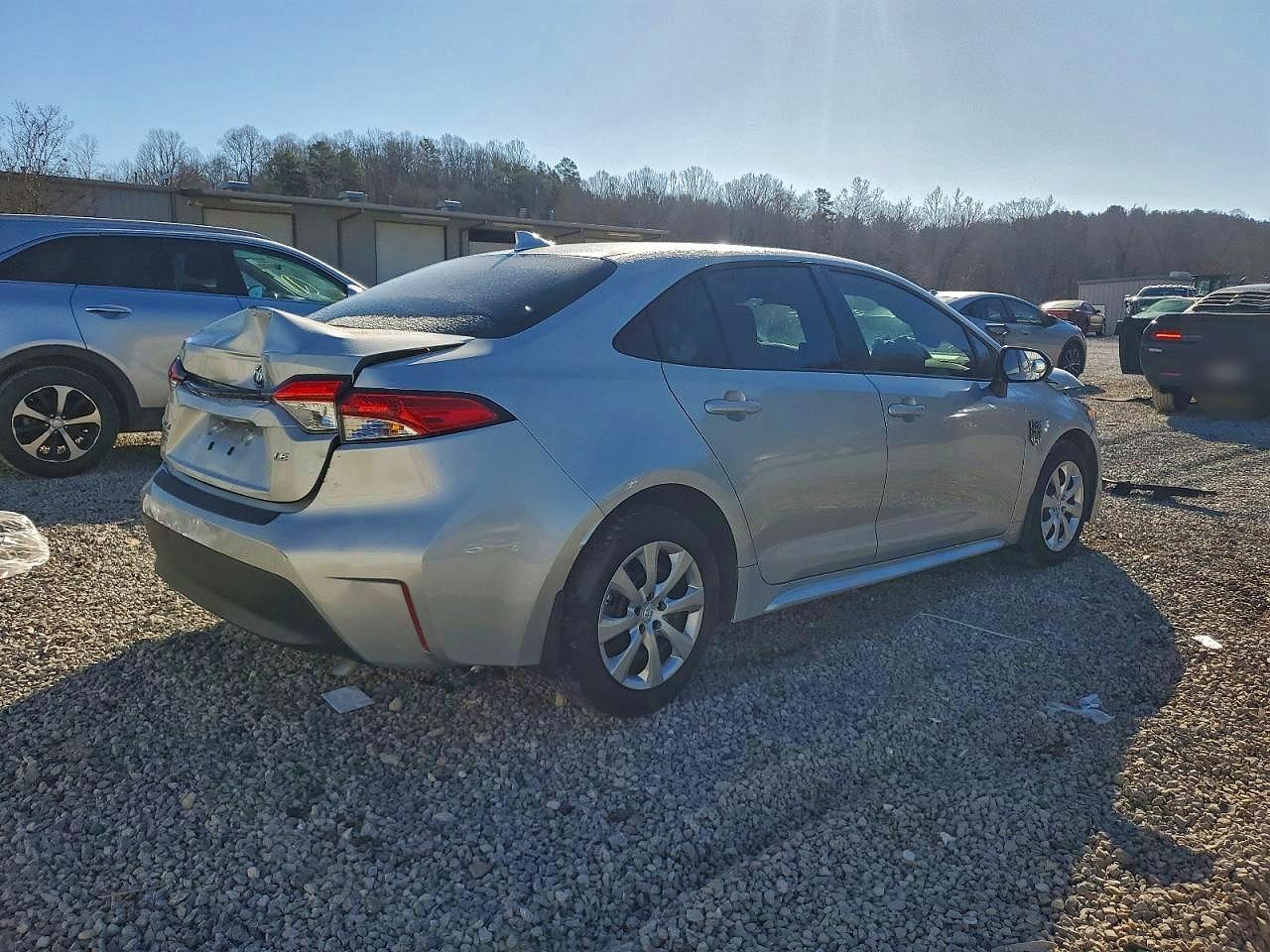 2025 TOYOTA COROLLA LE photo 5