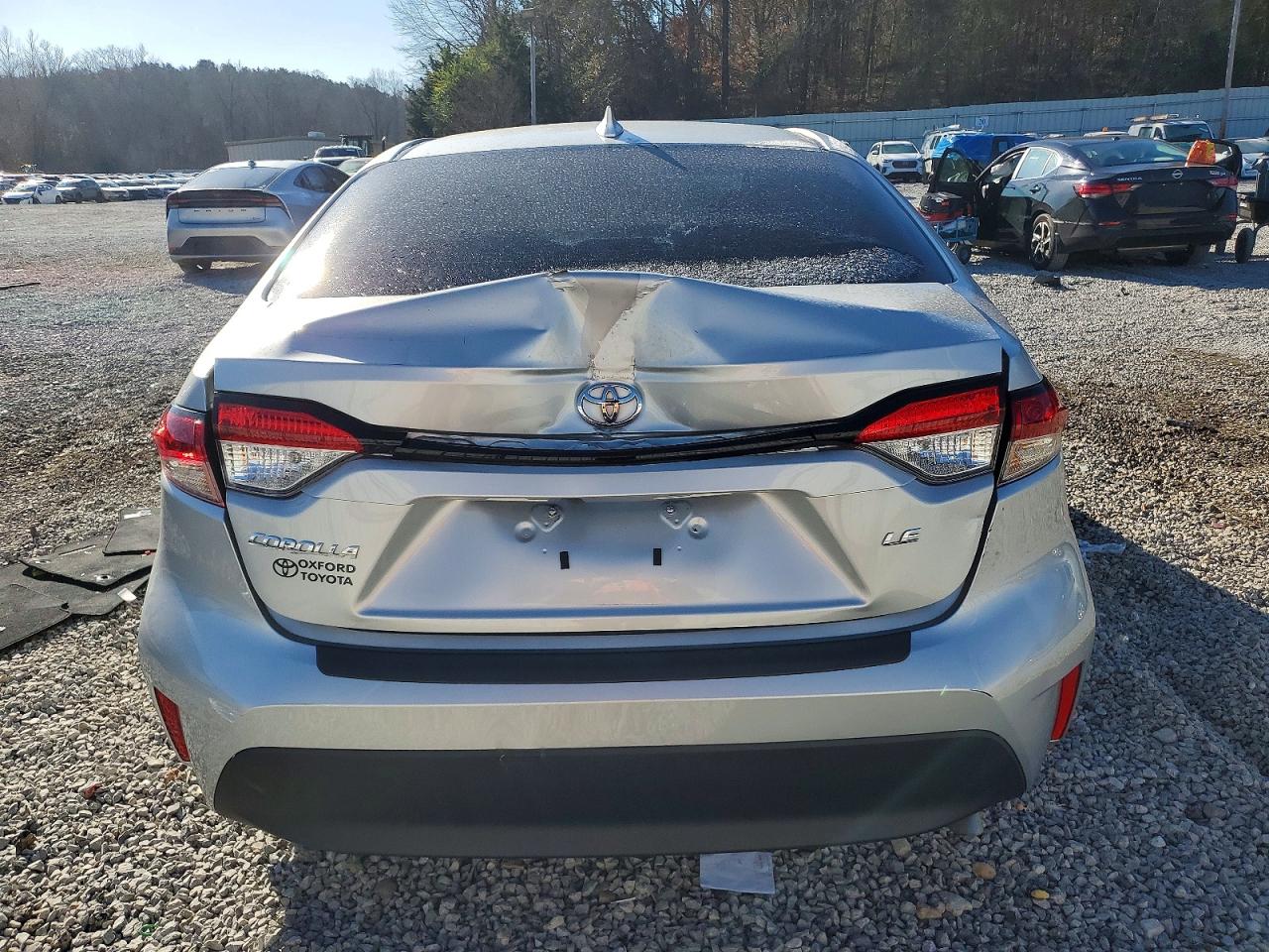2025 TOYOTA COROLLA LE photo 11