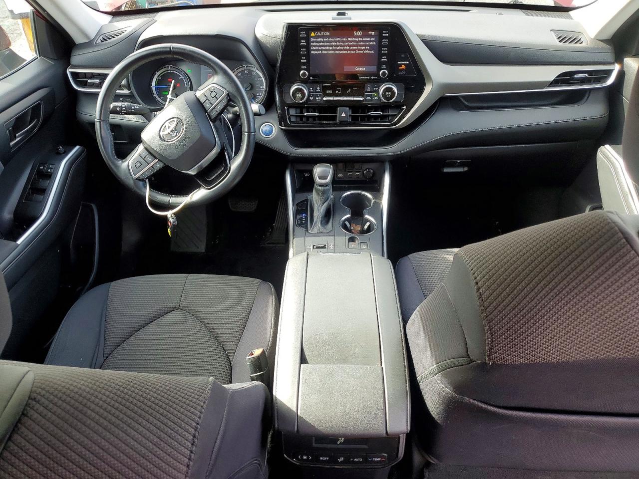 2021 TOYOTA HIGHLANDER HYBRID LE photo 8