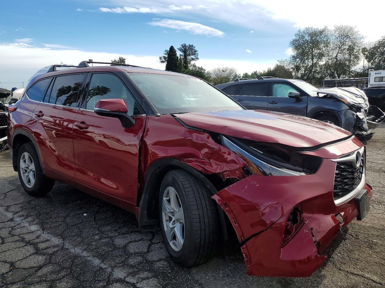 2021 TOYOTA HIGHLANDER HYBRID LE photo 4