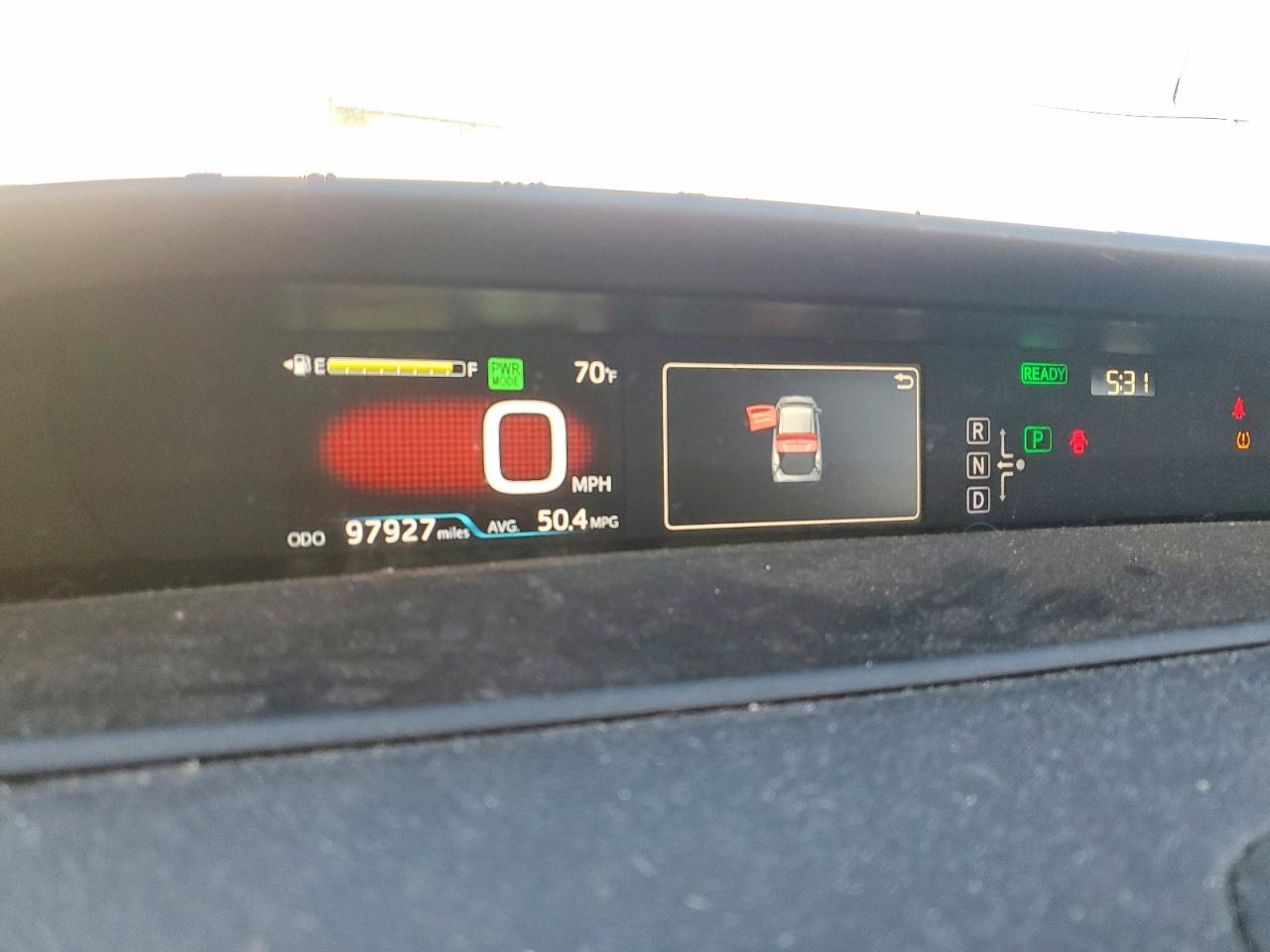2016 TOYOTA PRIUS photo 9