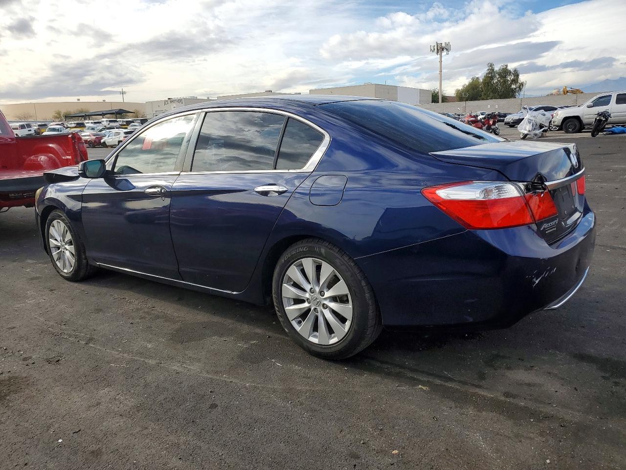2014 HONDA ACCORD EX photo 2
