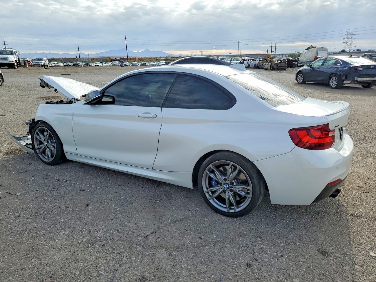 2015 BMW M235XI photo 2