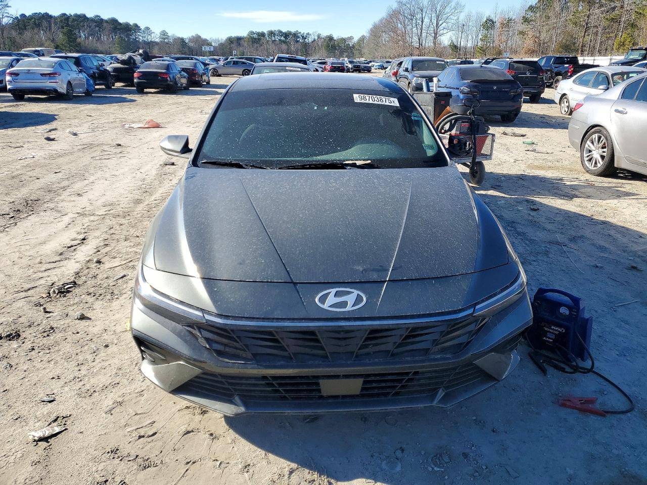 2025 HYUNDAI ELANTRA SEL photo 5