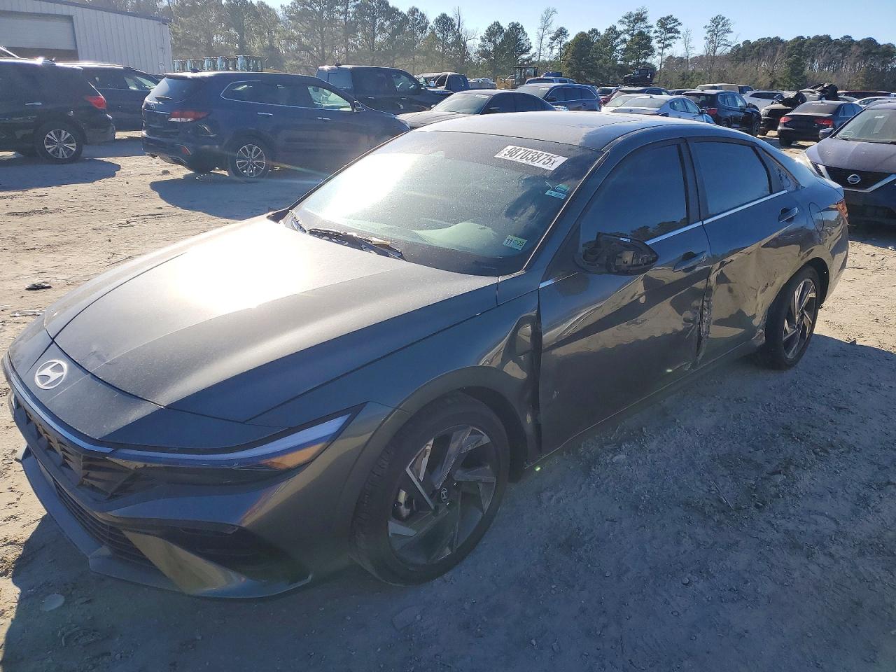 2025 HYUNDAI ELANTRA
