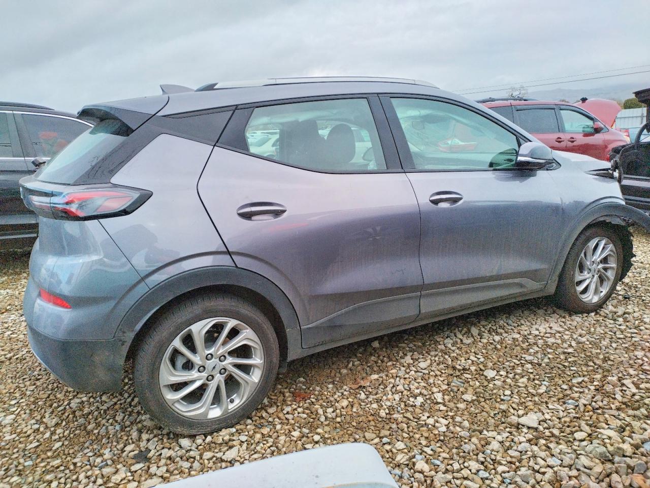 2023 CHEVROLET BOLT EUV LT photo 3