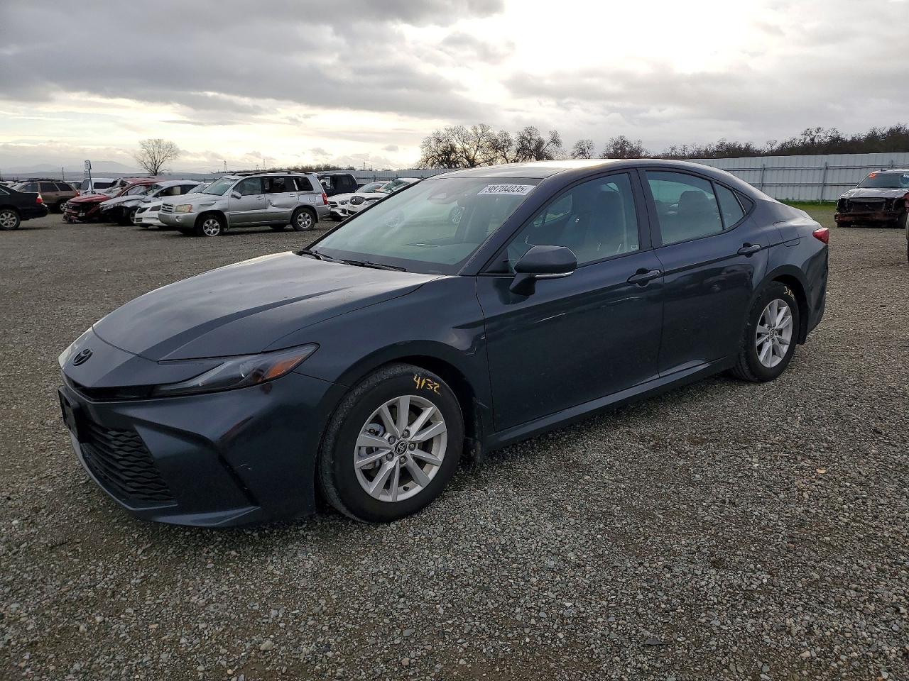 2025 TOYOTA CAMRY