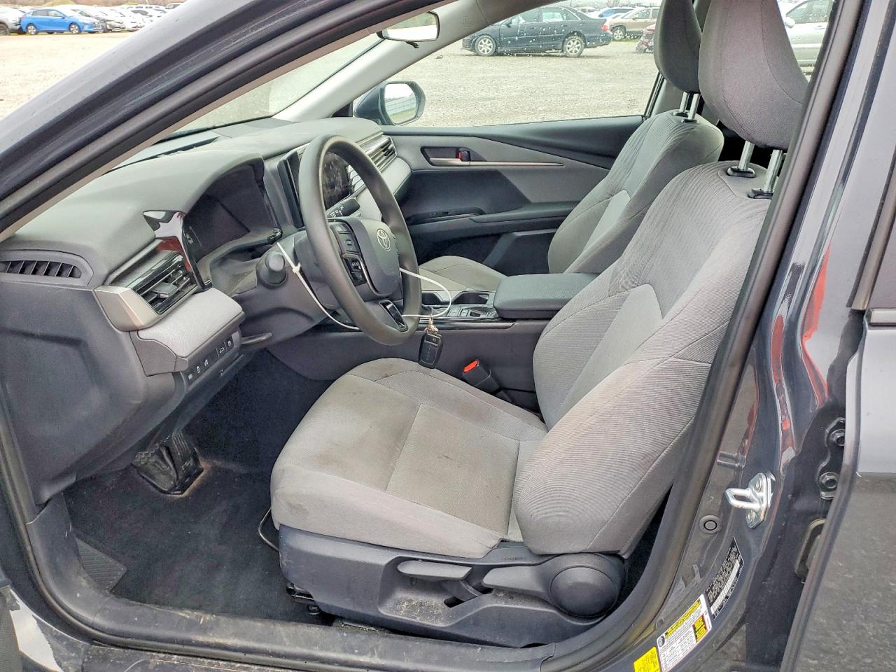 2025 TOYOTA CAMRY XSE photo 13