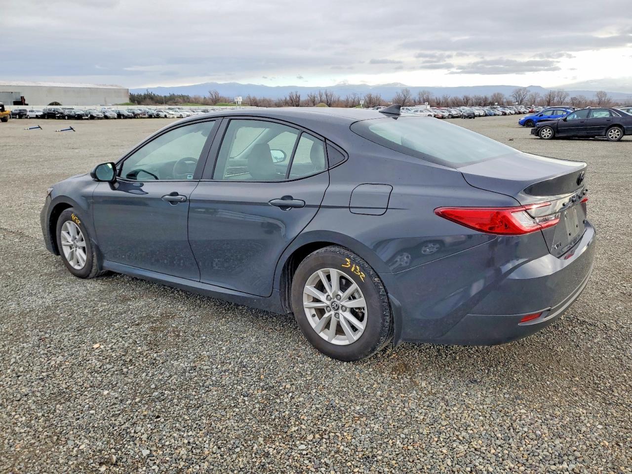 2025 TOYOTA CAMRY XSE photo 3