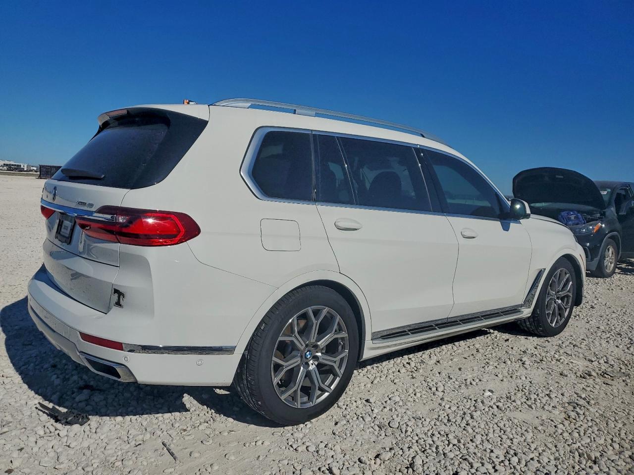2020 BMW X7 XDRIVE40I photo 3