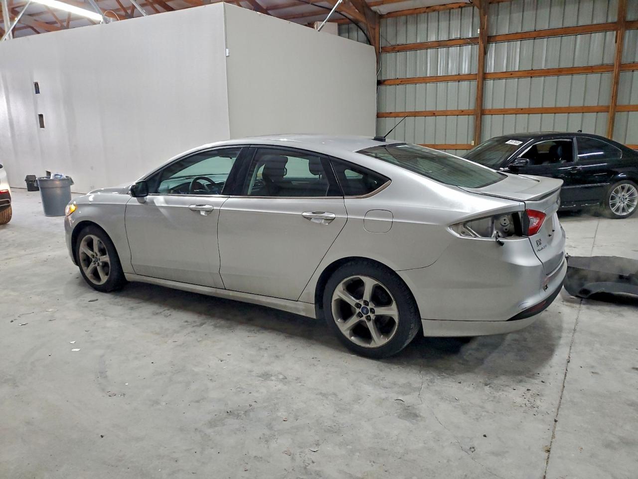 2013 FORD FUSION SE photo 2