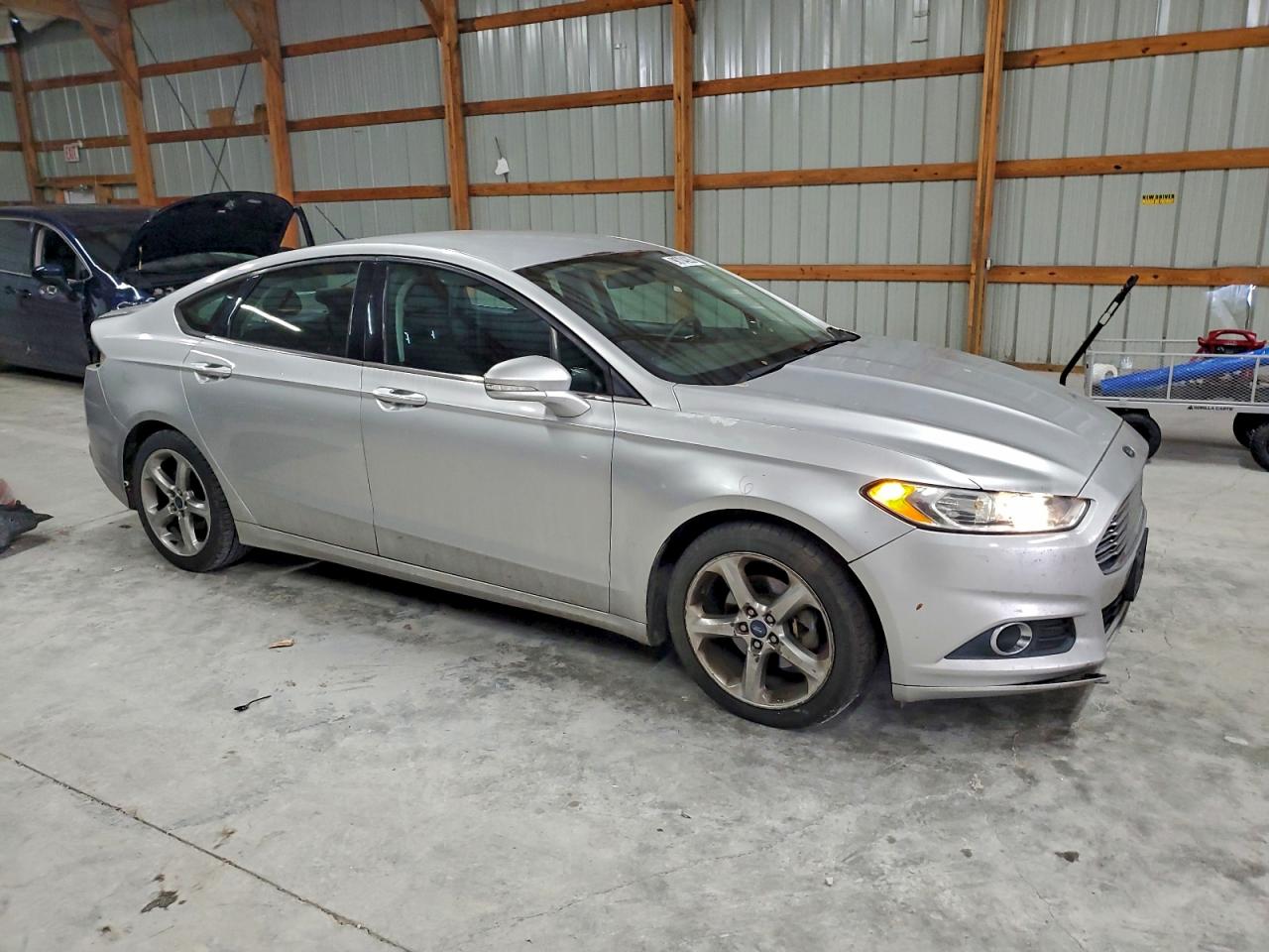 2013 FORD FUSION SE photo 4