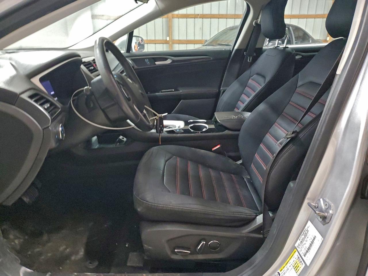 2013 FORD FUSION SE photo 7