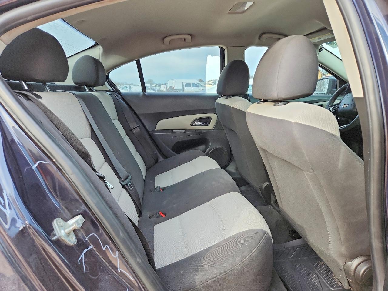 2016 CHEVROLET CRUZE LIMITED LS photo 10