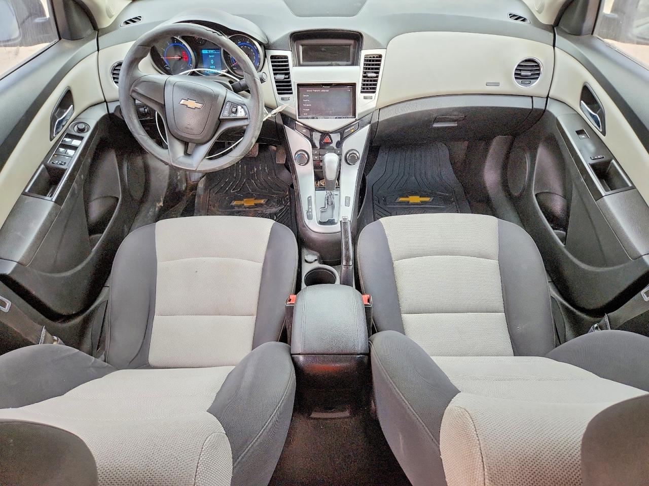2016 CHEVROLET CRUZE LIMITED LS photo 8