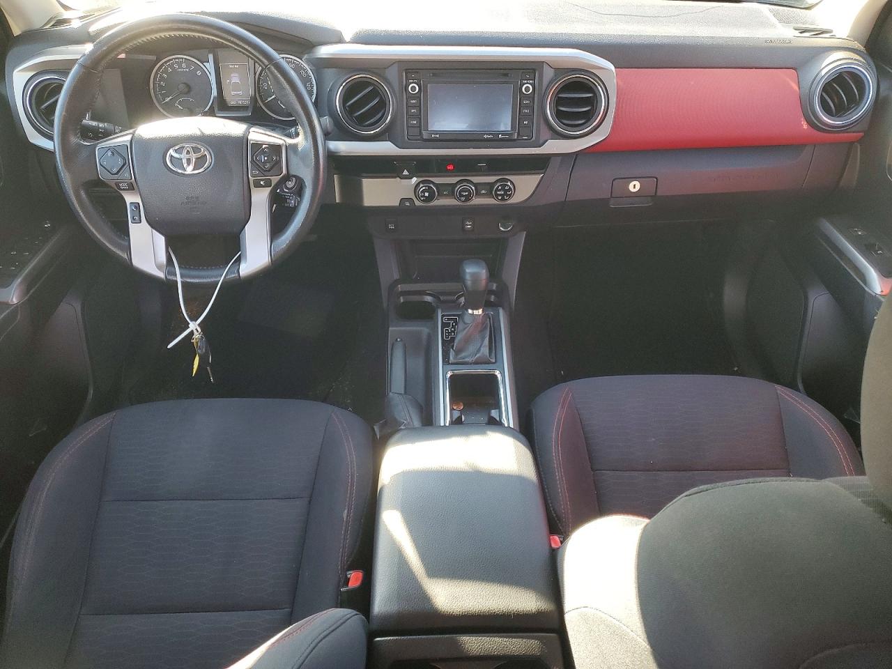 2017 TOYOTA TACOMA DOUBLE CAB photo 8