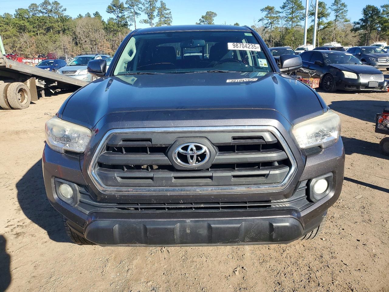 2017 TOYOTA TACOMA DOUBLE CAB photo 5