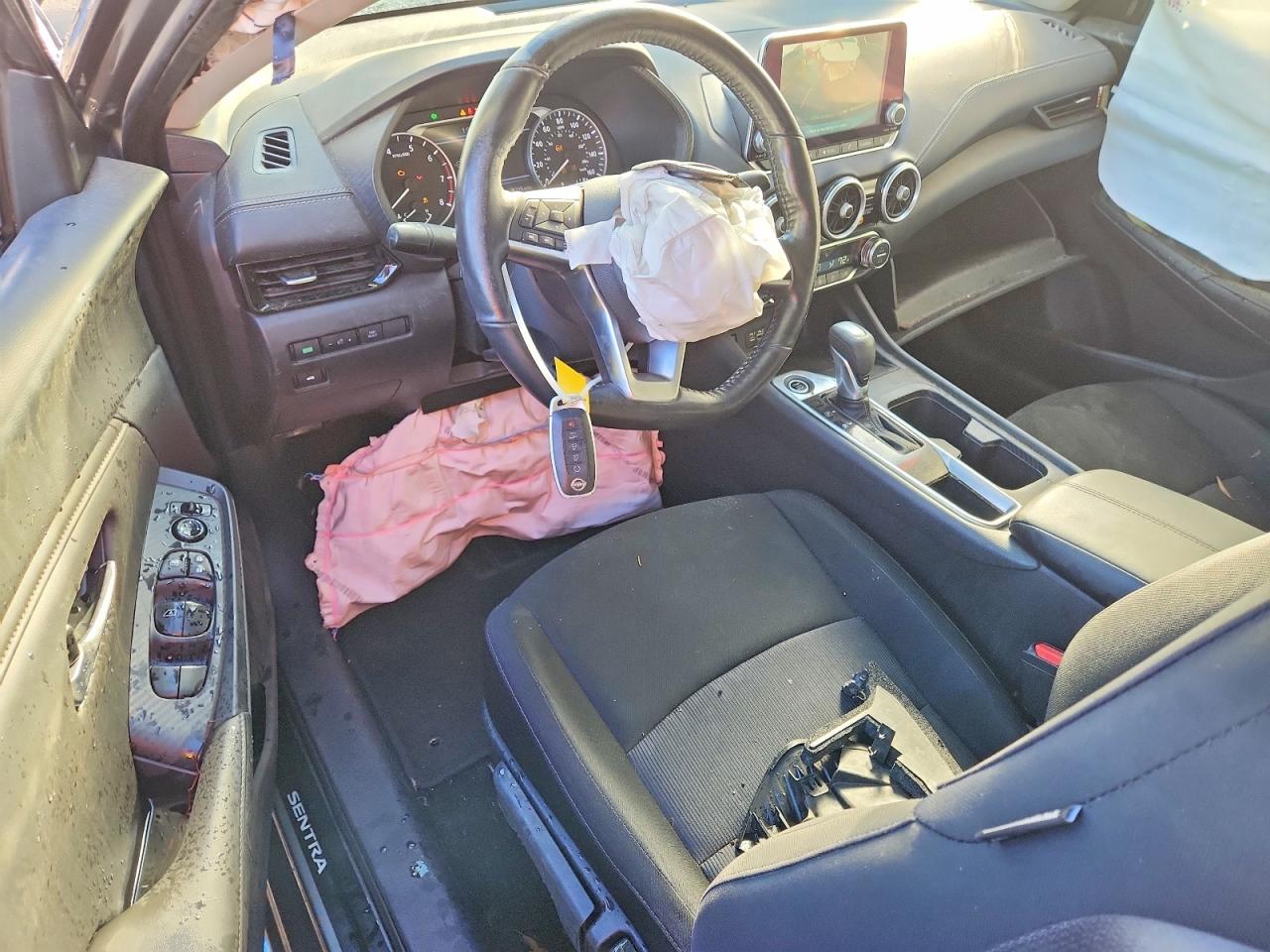 2024 NISSAN SENTRA SV photo 8