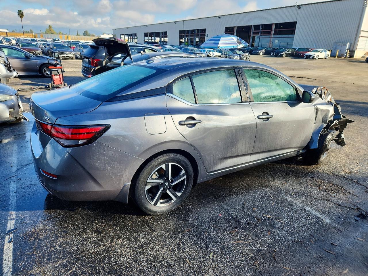 2024 NISSAN SENTRA SV photo 3