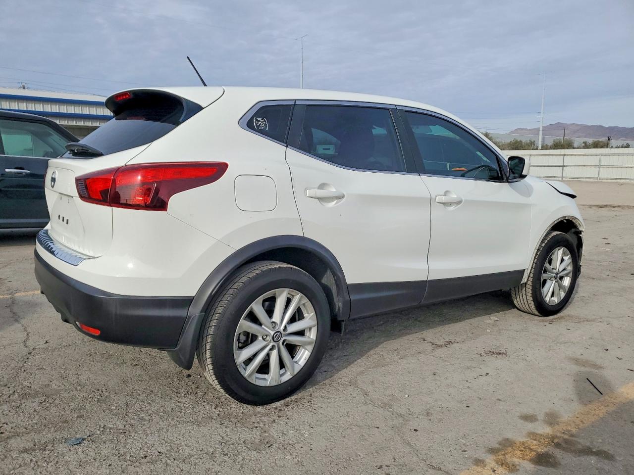 2019 NISSAN ROGUE SPORT S photo 5