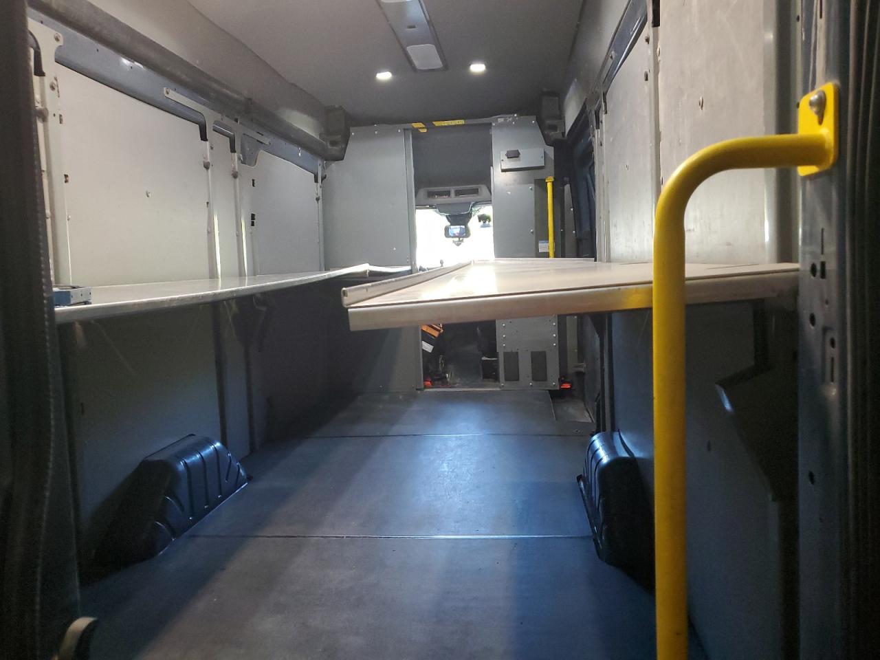 2020 FORD TRANSIT T-250 photo 10