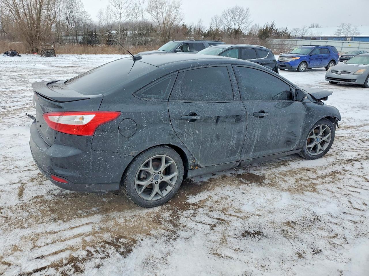2014 FORD FOCUS SE photo 3
