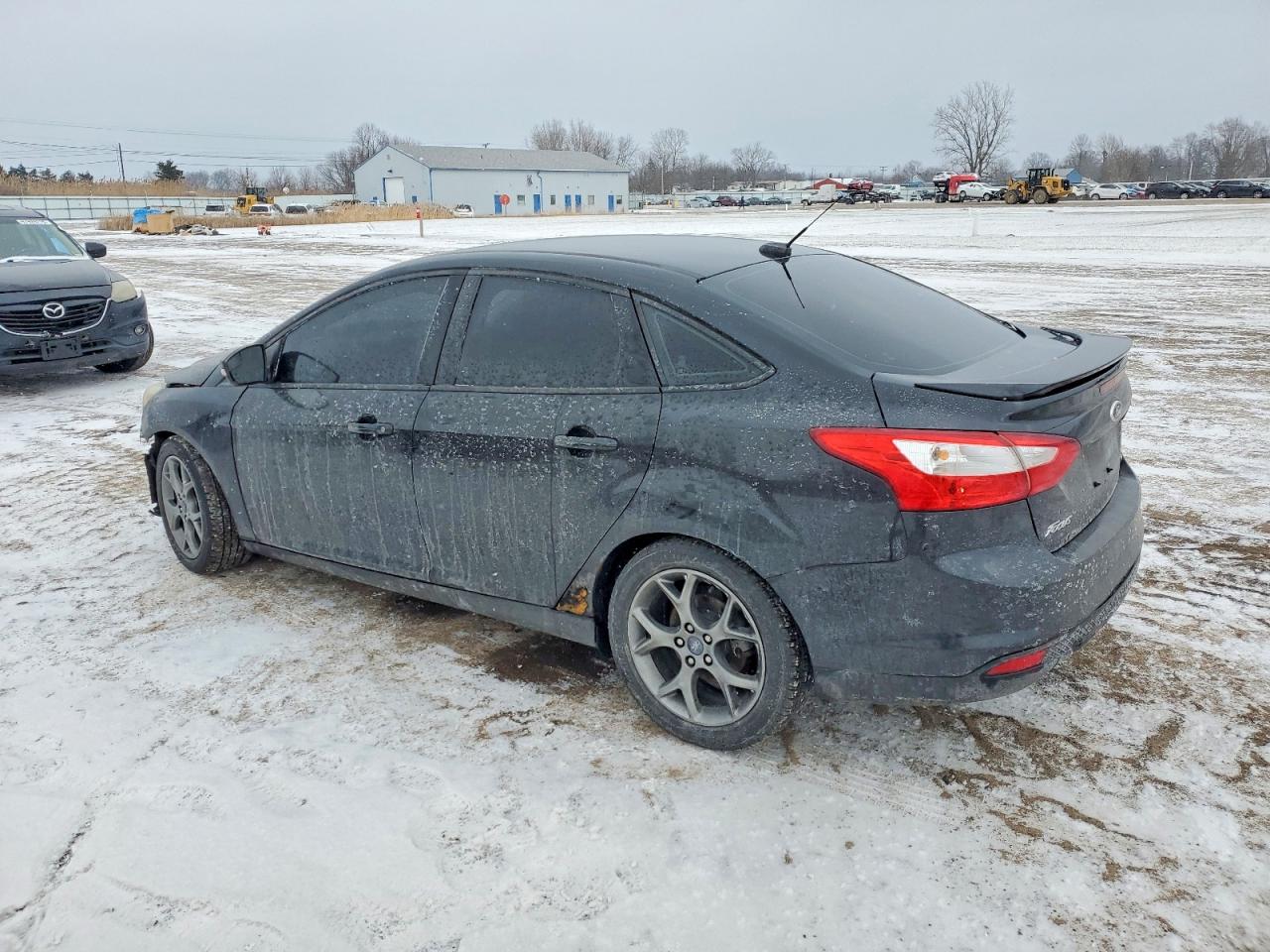 2014 FORD FOCUS SE photo 2