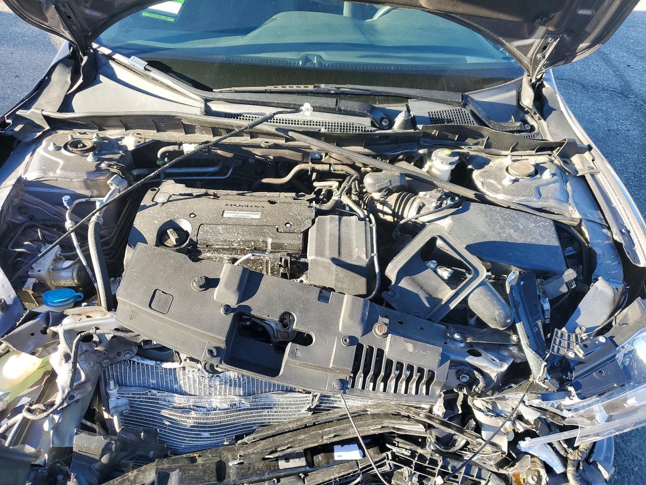 2017 HONDA ACCORD LX photo 11