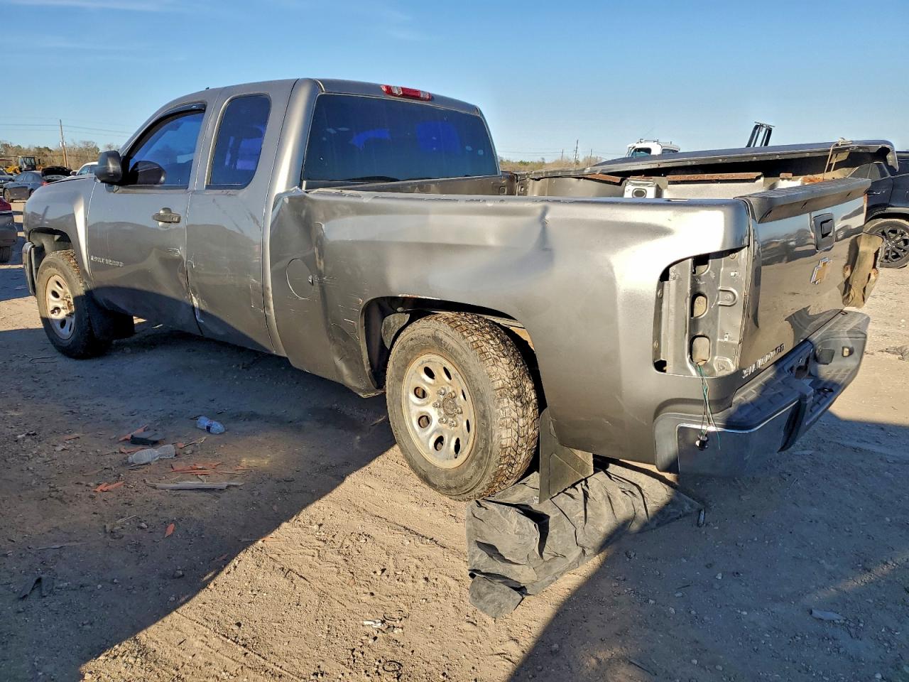 2007 CHEVROLET SILVERADO C1500 CLASSIC photo 2