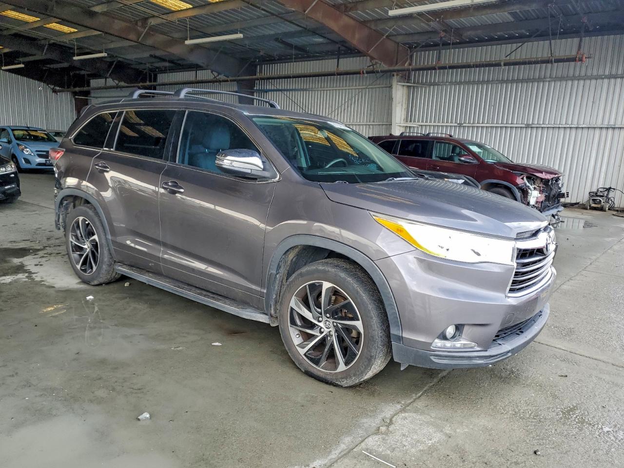 2016 TOYOTA HIGHLANDER LIMITED photo 4