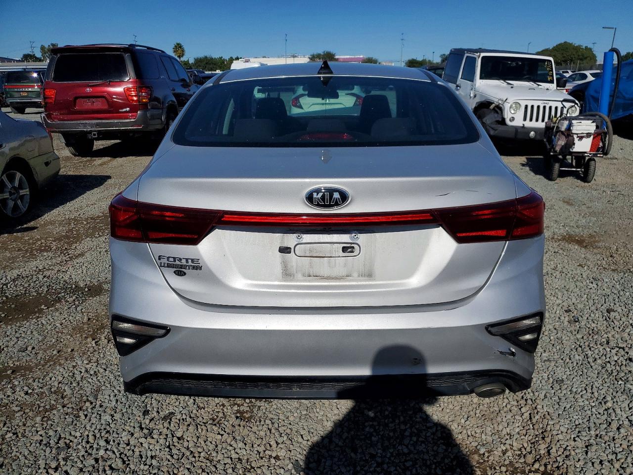 2021 KIA FORTE FE photo 6