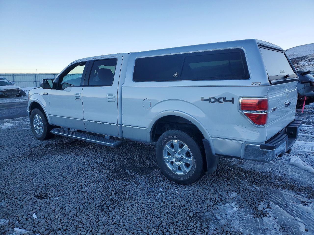 2013 FORD F150 SUPERCREW photo 2