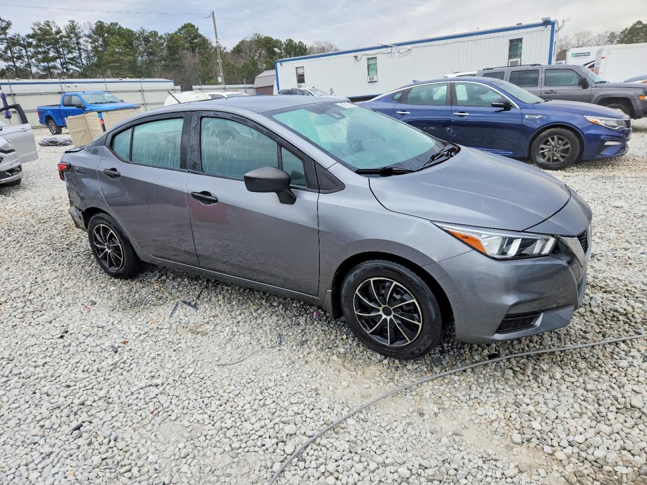 2020 NISSAN VERSA S photo 7