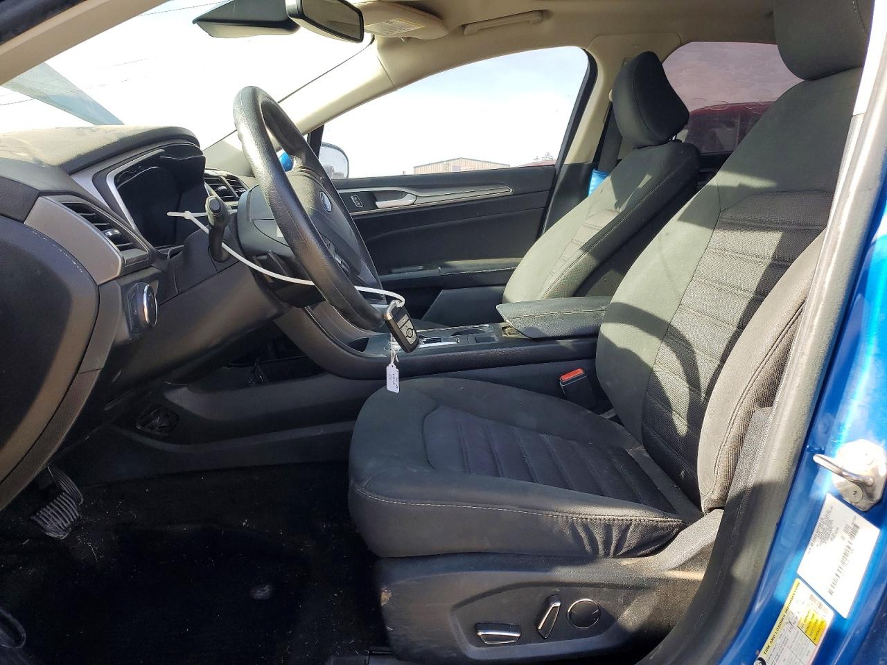2020 FORD FUSION SE photo 7