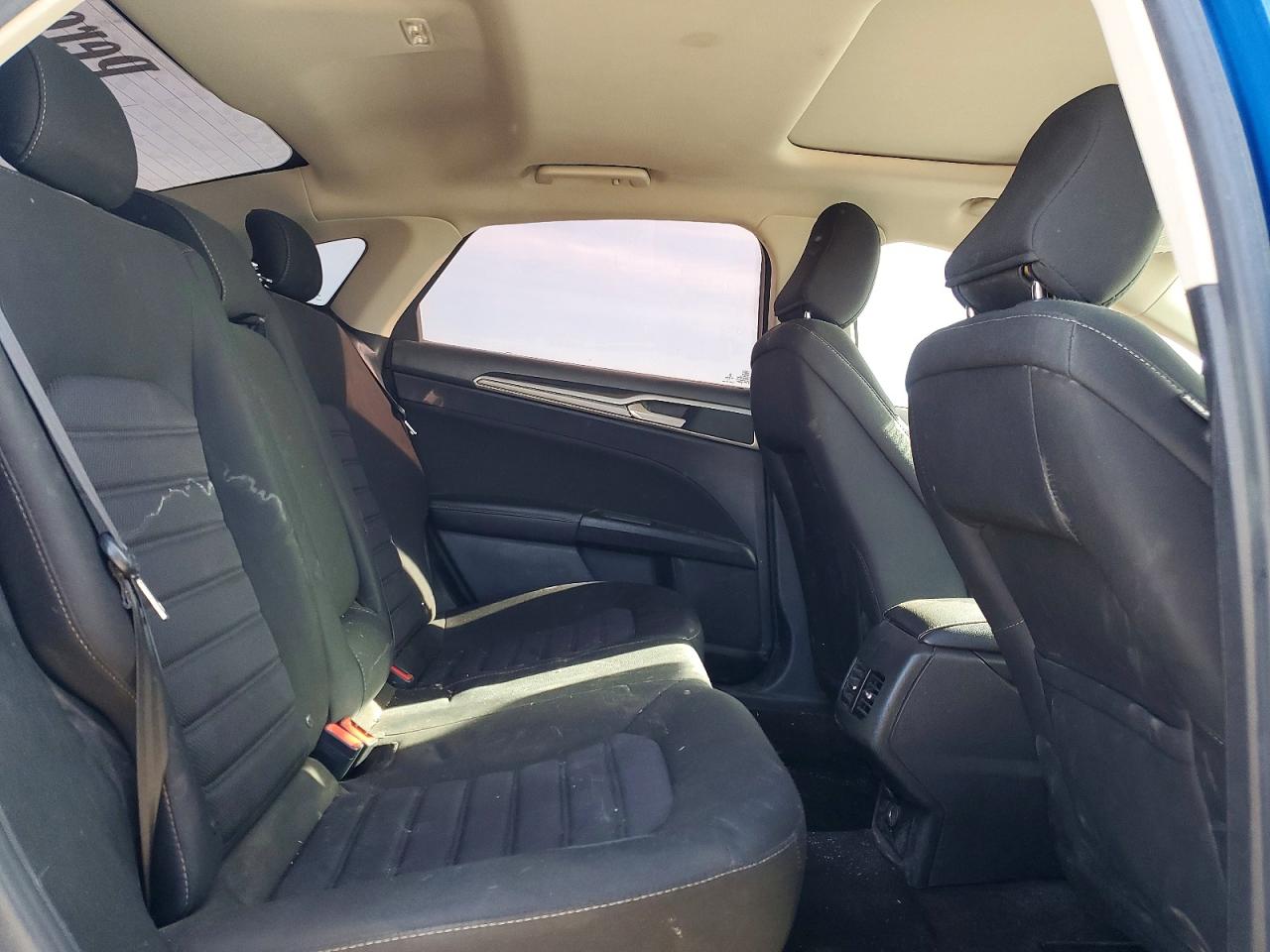 2020 FORD FUSION SE photo 10