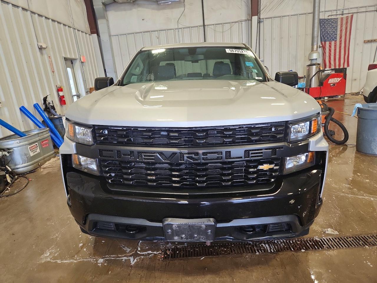 2019 CHEVROLET SILVERADO K1500 photo 5