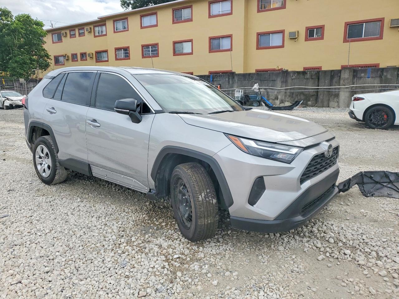 2025 TOYOTA RAV4 LE photo 4