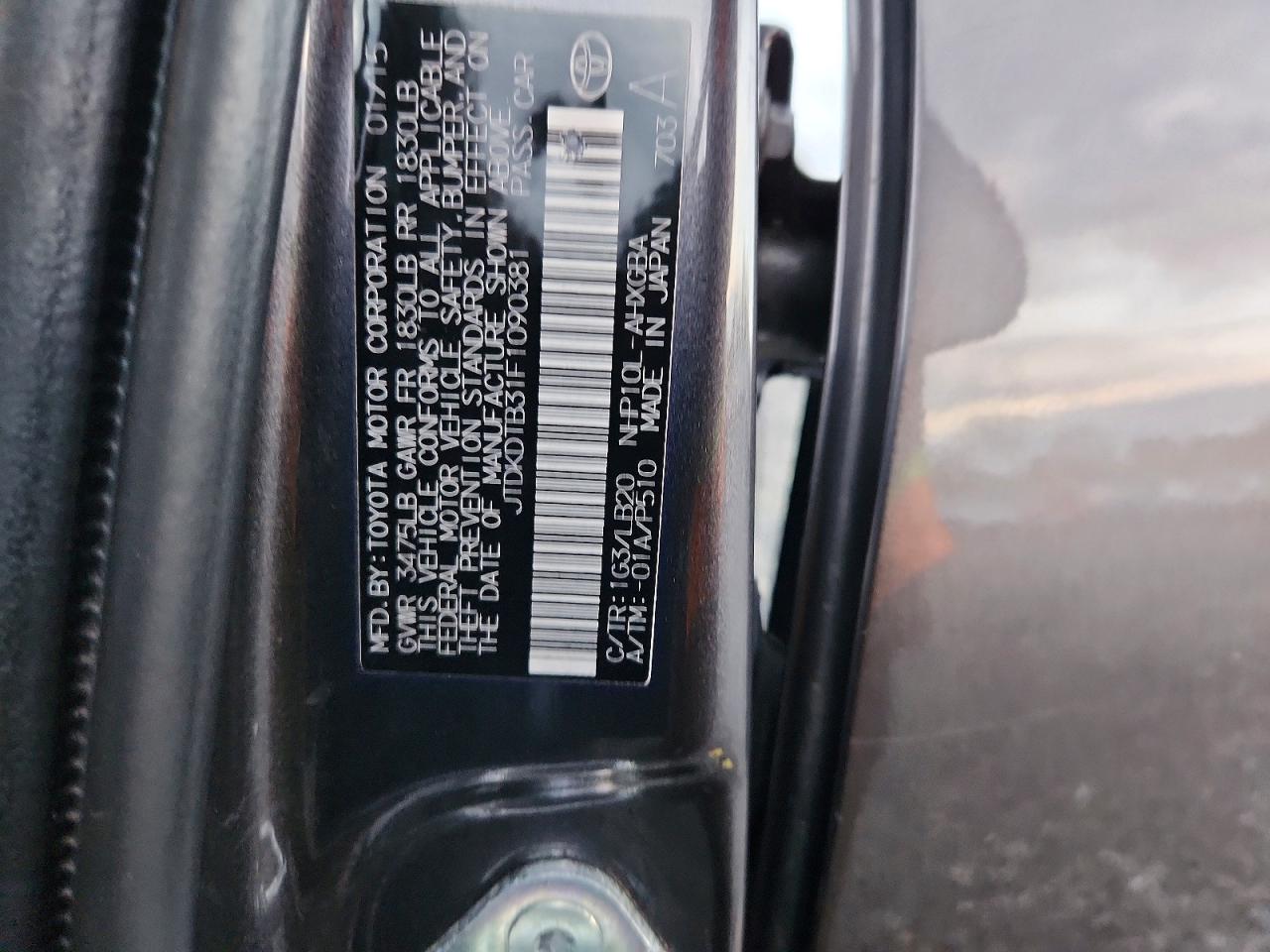 2015 TOYOTA PRIUS C photo 12