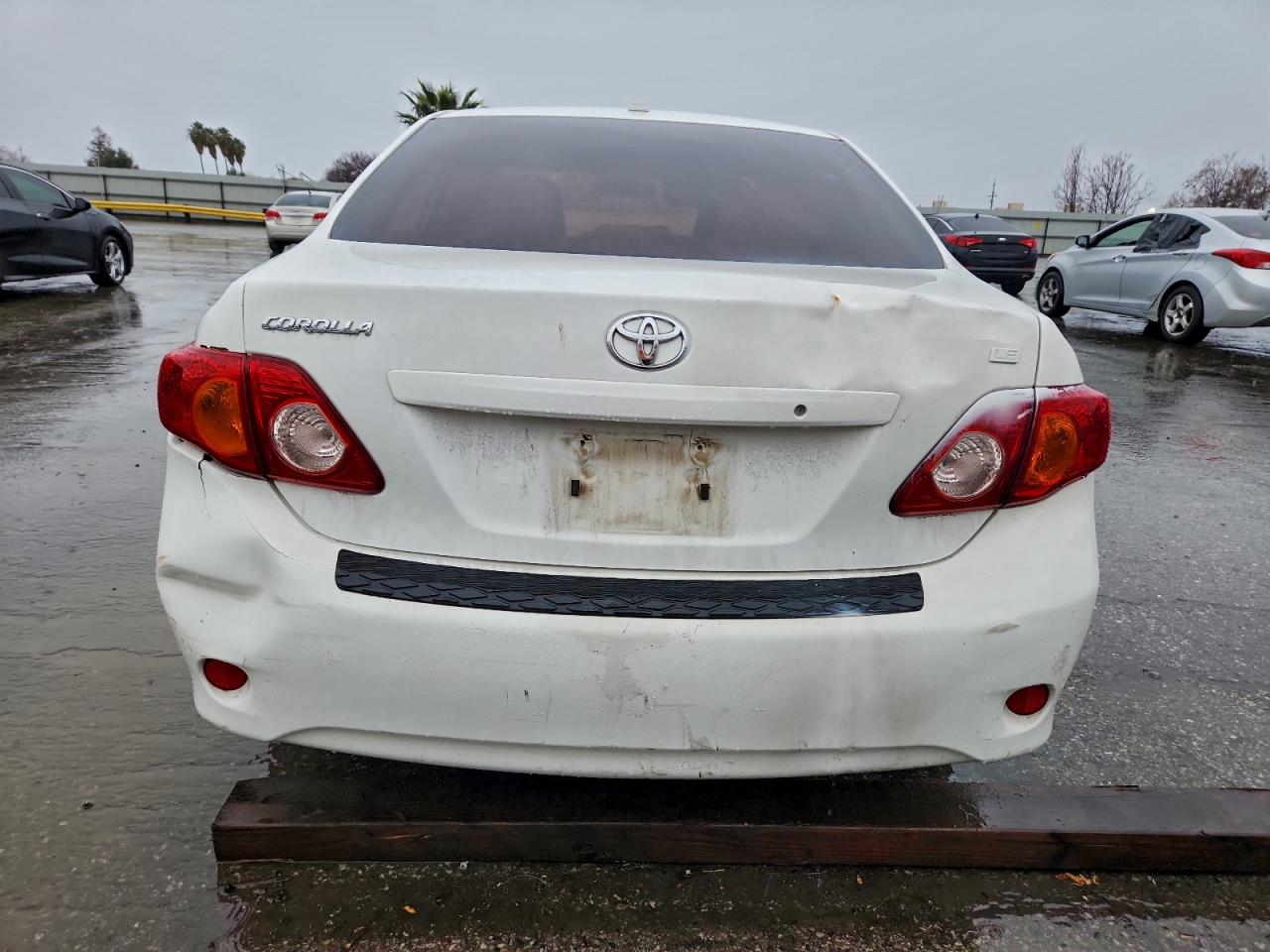 2010 TOYOTA COROLLA BASE photo 6