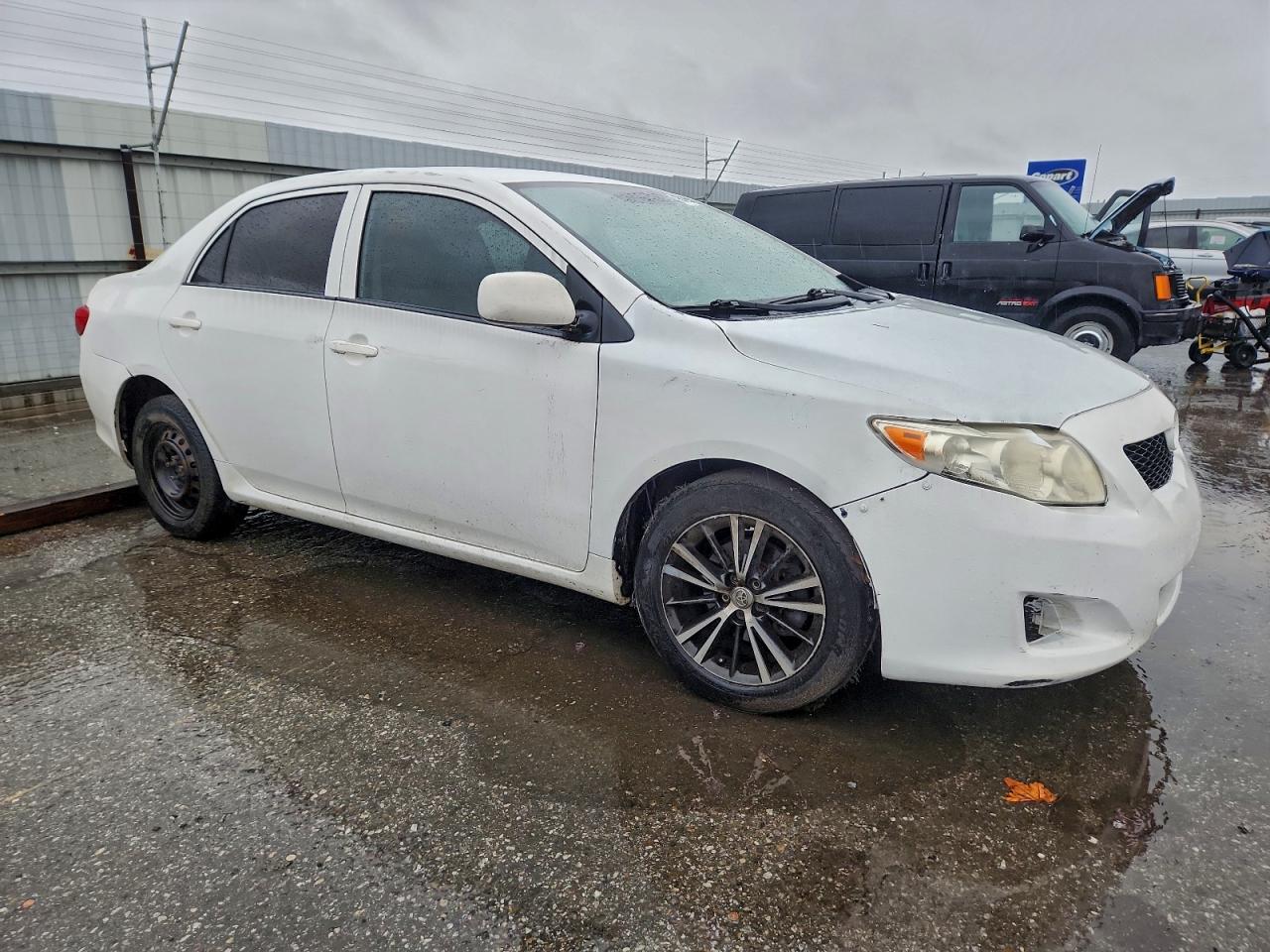 2010 TOYOTA COROLLA BASE photo 4