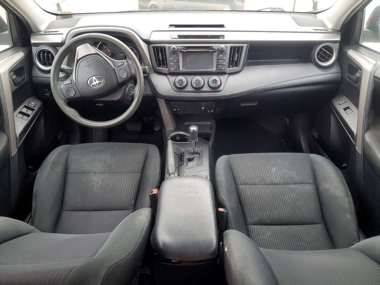 2016 TOYOTA RAV4 LE photo 8